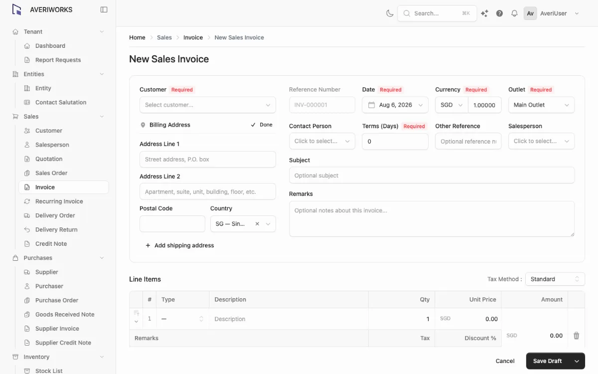 A new invoice: the customer and dates at the top, the lines below, the action bar pinned to the bottom.